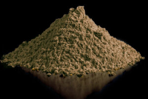 Eficacia del biocida Alquermold Natural en harina de pescado con salmonela