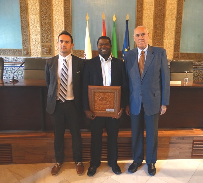 Biovet awarded a Dr. Kolapo Ajuwon from Purdue University for his scientific research