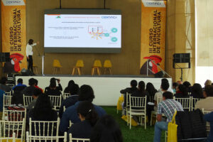 El III Curso Internacional de Avicultura aborda la inmunología aviar